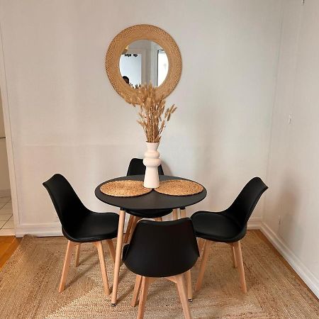 Chic Apartment On The Famous Shopping Rue Du Faubourg Saint-Honore Street باريس المظهر الخارجي الصورة