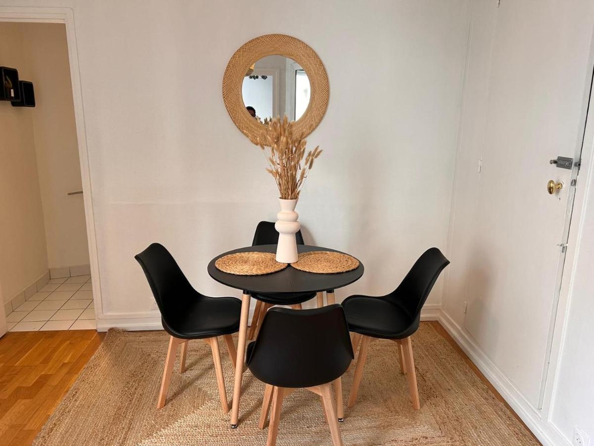 Chic Apartment On The Famous Shopping Rue Du Faubourg Saint-Honore Street باريس المظهر الخارجي الصورة